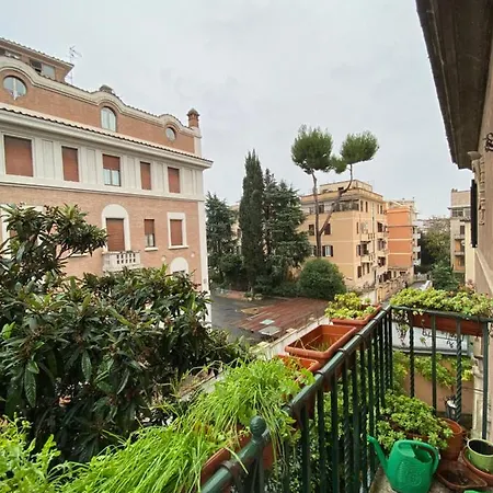 Ob1 Vacanze Romane Apartmán *